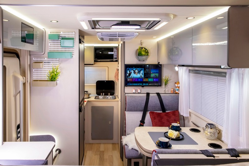明天開展，在沈陽看自由炮房車好時機(jī)