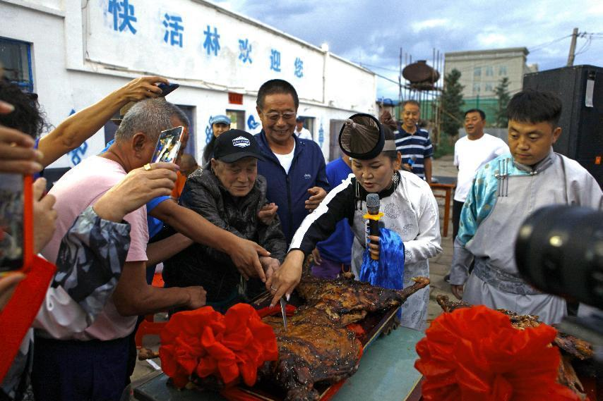 對(duì)酒當(dāng)歌，人生幾何，要盡興就現(xiàn)在！