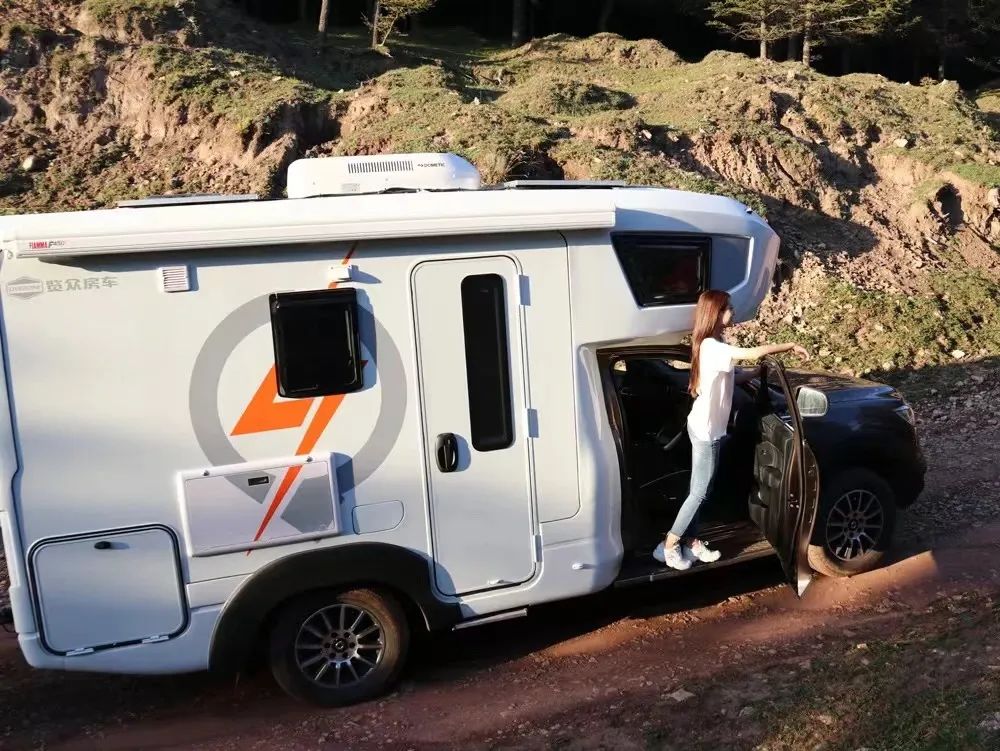 房車自駕游前應該做哪些準備？3.jpg